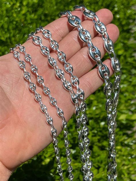 puffed gucci link chain.